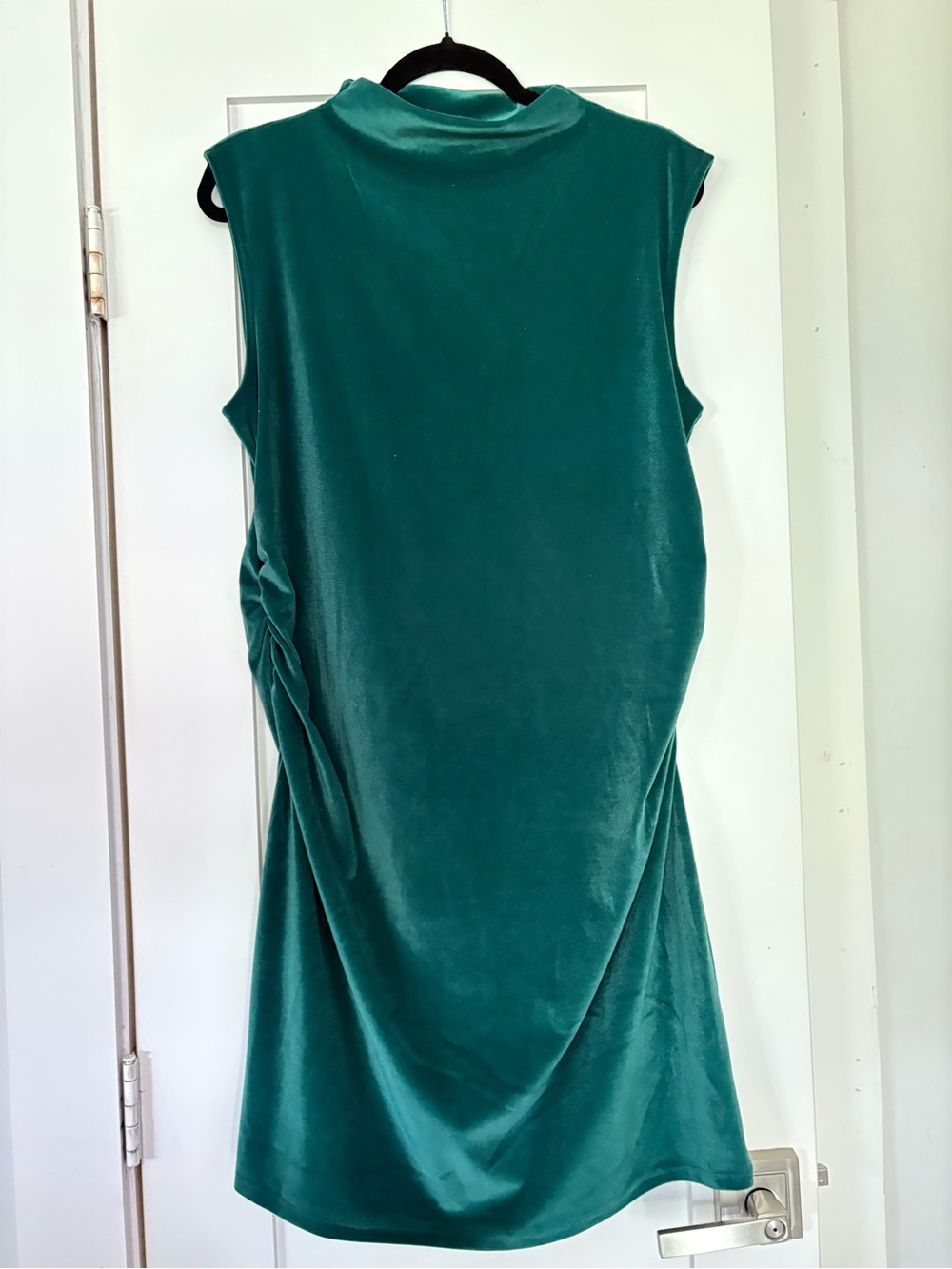 Green Velvet Sleeveless Dress